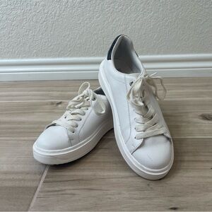 Steve Madden Women’s Charlie Platform Sneakers